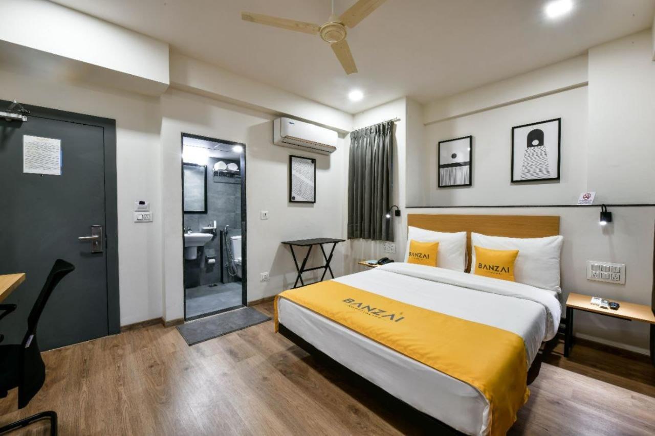 Banzai Rooms Nashik Exterior foto